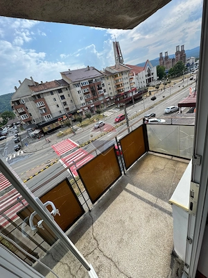 Apartament cu 3 camere de vânzare - imagine 11