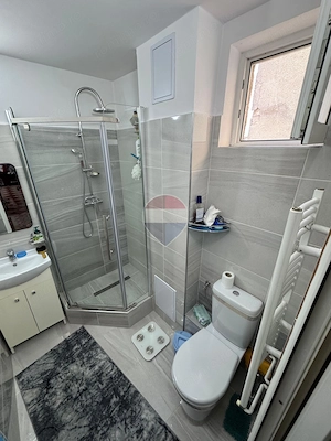Apartament cu 3 camere de vânzare - imagine 18