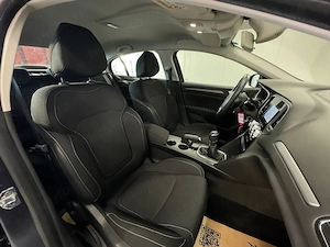 Renault Megane - imagine 10
