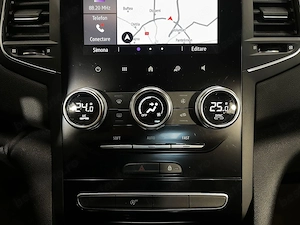 Renault Megane - imagine 18
