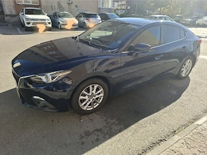 Mazda 3 sedan benzina 