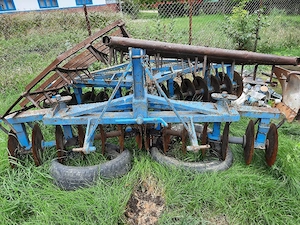 Vand sau schimb tractor Massey Ferguson 1080 și disc - imagine 6