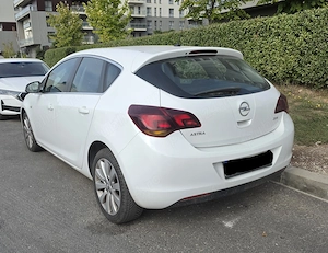 Opel Astra J 1,7CDTi  - imagine 2