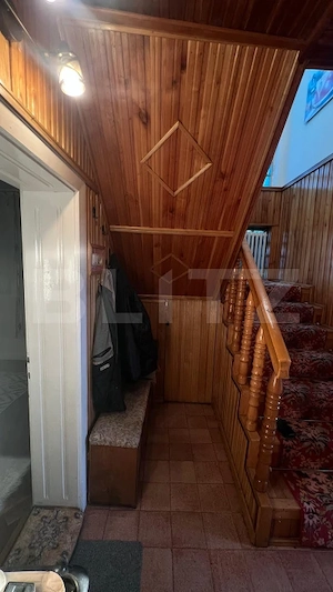 Se vinde casă in orașul HAȚEG – cu etaj, mansardă, piscină și garaj.  - imagine 3