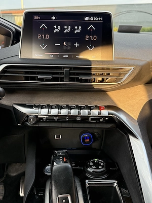 Peugeot 5008 2000cmc diesel din 2019 GT line - imagine 4