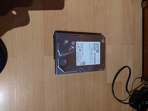 Hard 3.5 Toshiba 2Tera(2000giga)ca nou la 200ron