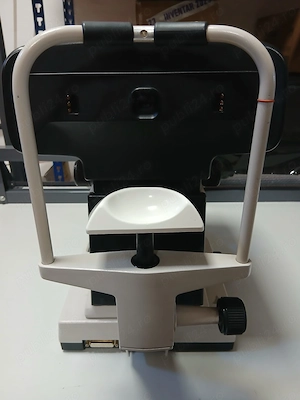 Autorefractometru NIDEK AR 1600 cu Modul pentru testarea acuitatii vizuale