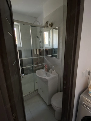 Închiriez apartament  - imagine 6