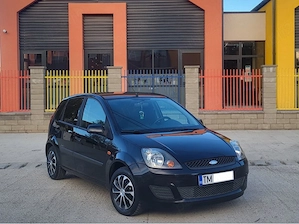 ford fiesta 1,6 benzina an 2007 euro 4 unic propietar in tara toate taxele la zi fiscal pe loc - imagine 3