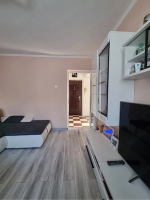    Apartament cu 3 camere decomandate - imagine 3