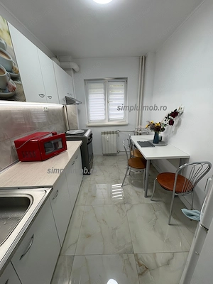 2 Camere Lux Metrou 1 Decembrie 1918 - imagine 11