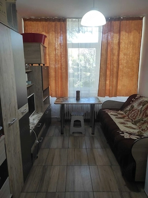 Inchiriez camera cu baie proprie zona tractorul langa Ldl