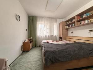 Apartament 3 camere, 72 mp utili, etaj 2, boxa înscrisă in CF - Soarelui