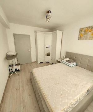 Apartament 2 camere, 56 mp utili, renovat recent -Calea Sagului - imagine 3