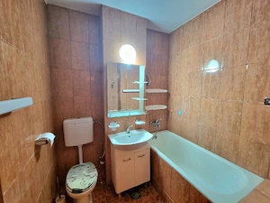 Apartament 2 camere, 51 mp + balcon, Calea Martirilor, lift, termoizolație   94.499   - imagine 9