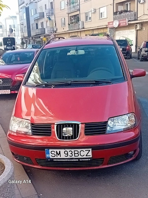 Seat Alhambra 1.9 TDI, 151.000 km, 7 locuri, ținută în garaj - imagine 2