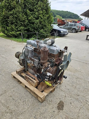 Motor Mercedes OM360, aspirat, de pe Claas Dominator 106 - imagine 2