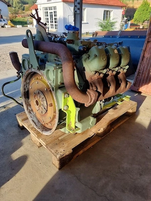 Motor Mercedes V6 OM421, combine Claas Jaguar / Dominator / Mega - imagine 2