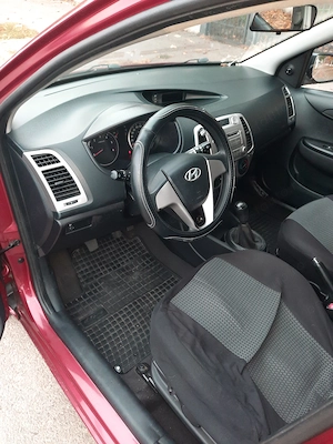 Proprietar vând Hyundai i20 CRDi 1,4 - imagine 4