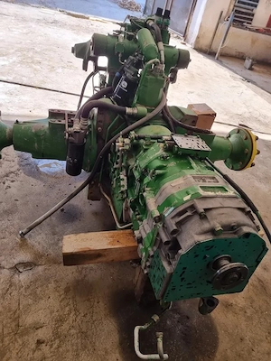 Piese tractor John Deere 6930: cutie viteze, punți, cabină, grup conic