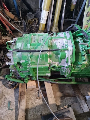 Cutie de viteze completă combină siloz John Deere 5820 + alte piese - imagine 2