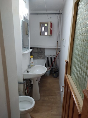 Inchiriez ap.2 camere langa Spital Judetean - imagine 2