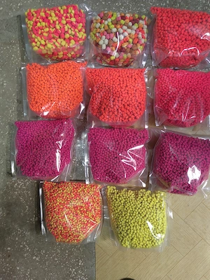 Wafters mărimi și culori diferite, en gros și en detail la preturi promoționale