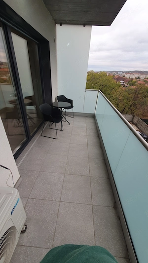 Aparatament semidecomandat cu 2 camere zona Lotus Nufarul de inchiriat - imagine 8
