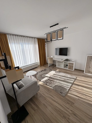 Inchiriez apartament 3 camere, str Zimbrului, etaj 5 6, bloc nou Prima Rogerius.