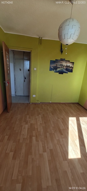 Proprietar   Vând apartament 2 camere decomandat, spațios și luminos - imagine 4
