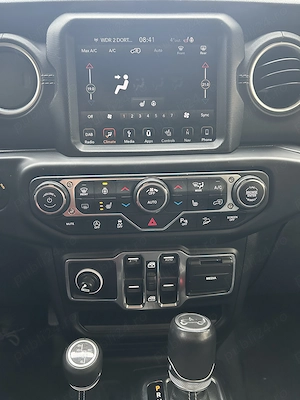 Jeep Wrangler Sahara 2019 2.0 Turbo - imagine 6