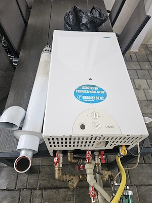 Centrala termica Romstal Vision + Kit evacuare si Manual, pentru piese   functionala