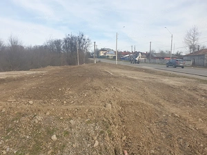 Teren intravilan 935 mp   Moreni, Str. Târgoviștei   PUD aprobat, utilități, acces direct la DJ720 - imagine 3