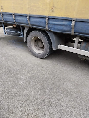 Camion 12 tone Volvo - imagine 5