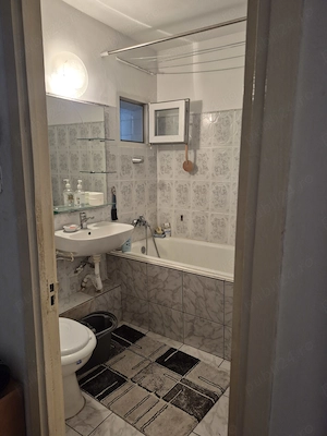 APARTAMENT 3cam,  2 baii, 2 balcoane,  75mp utili, Blv Chisinau nr 11 - imagine 3