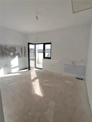 PANTELIMON, vila parter 4 camere, 2 bai, 2 terase SU =100 mp Teren 346 mp - imagine 14