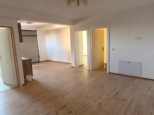 Inchiriez apartament