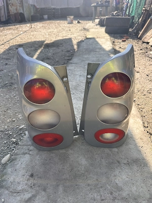 Stopuri smart fortwo