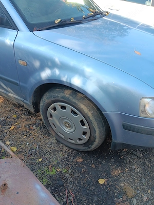 Vand vw pasat 1999 1,9 tdi - imagine 2