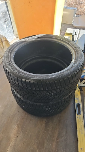 Vand cauciucuri dim. 255/40R19 , 4 buc. vara , 2 buc. iarna , stare foarte buna