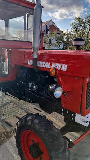  Vand tractor universal 651 + remorca de 5 tone! - imagine 3