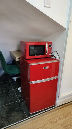 Garsoniera renovata Piata Lahovari Piata Romana ASE-curte privata, acces auto - imagine 4