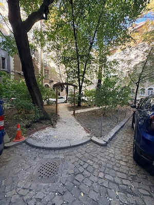 Garsoniera renovata Piata Lahovari Piata Romana ASE-curte privata, acces auto - imagine 10