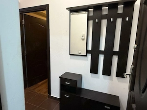 Închiriez apartament 3 camere - imagine 6