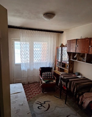 apartament cu 4 camere de vanzar in Baile herculane la super pret  - imagine 6