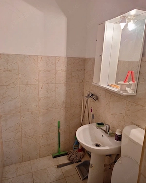 apartament cu 4 camere de vanzar in Baile herculane la super pret 
