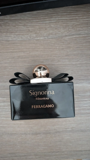 parfum damă Signorina 
