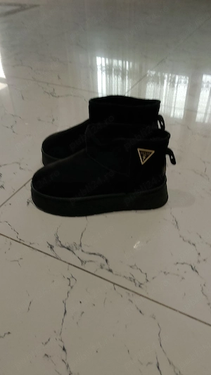 ugegeuri guess nou 