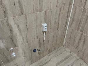 Auchan - str.Cuibaru Ion Postasului, apartament de 2 camere in vila , etaj 1 P+2 - imagine 13