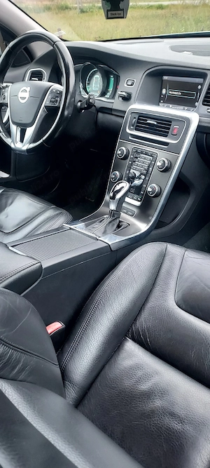 volvo v60 d6hibrid - imagine 3